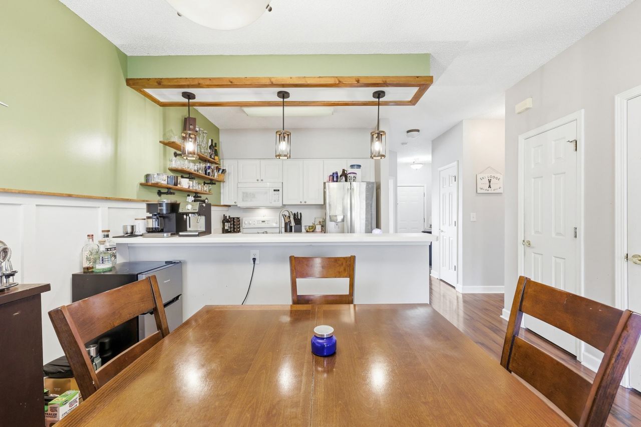 907 Knoll Shores Ct. Photo 5