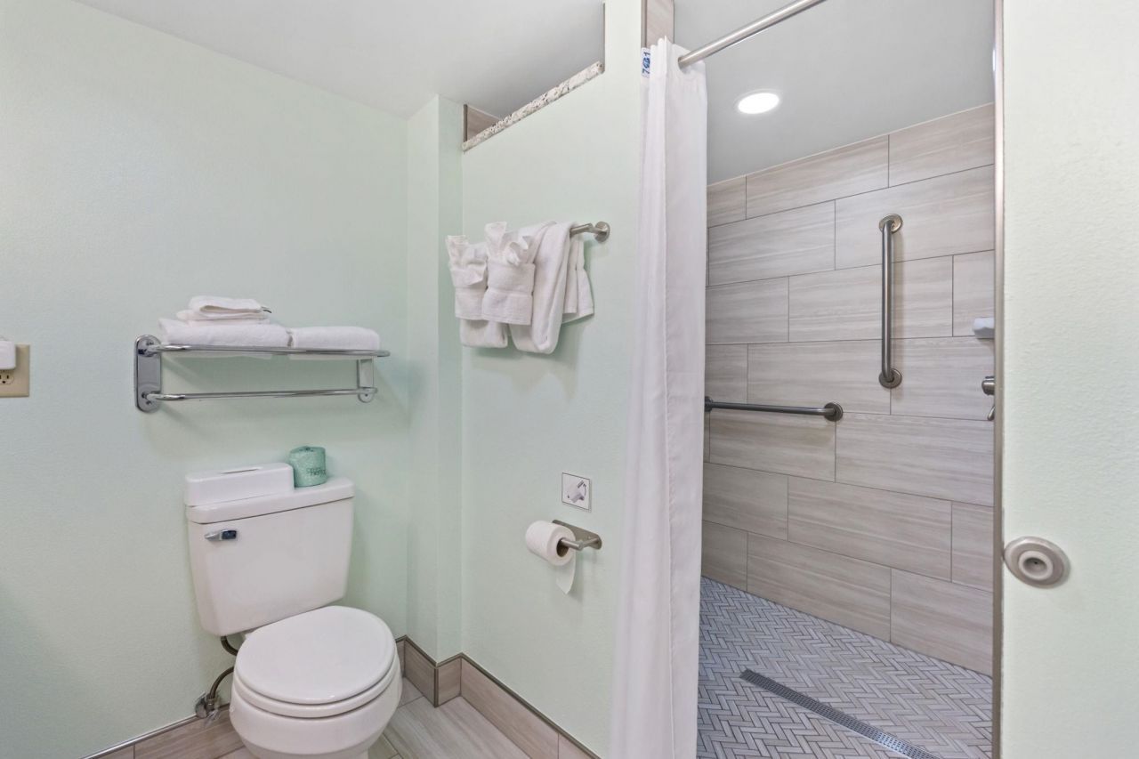 5300 North Ocean Blvd. Photo 24