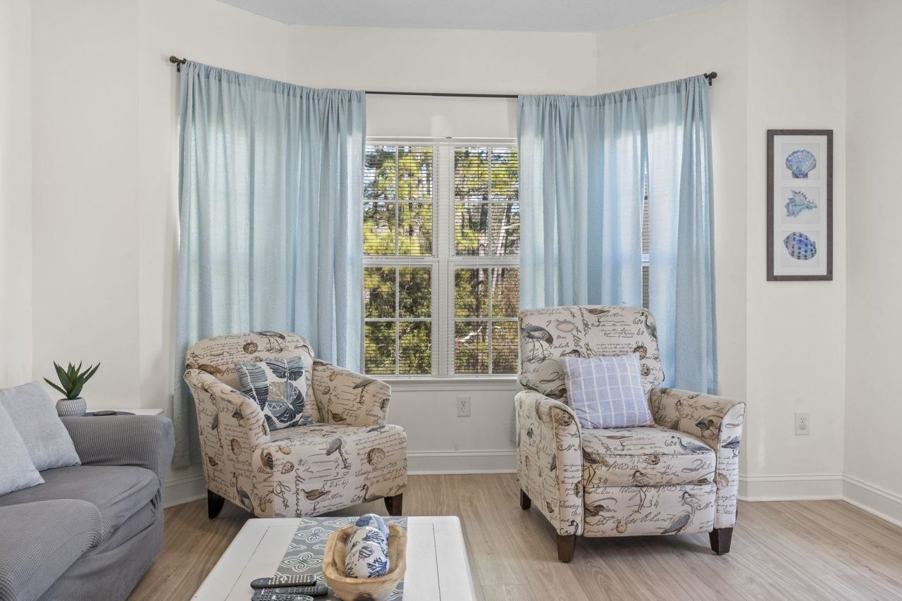 4533 Girvan Dr. Photo 13