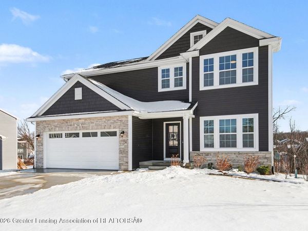 3215 E Crandell Drive, Charlotte, MI 48813