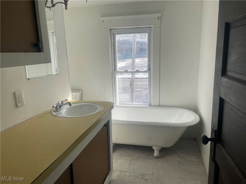 1433 Kenmore Boulevard, Unit 2, Akron, OH 44314 Photo 10