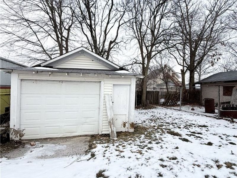 1433 Kenmore Boulevard, Unit 2, Akron, OH 44314 Photo 4