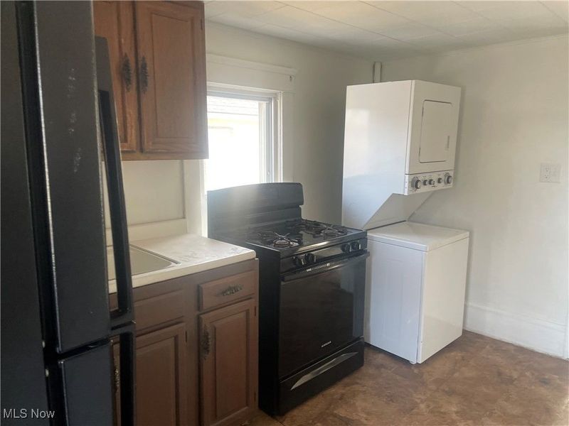 1433 Kenmore Boulevard, Unit 2, Akron, OH 44314 Photo 8