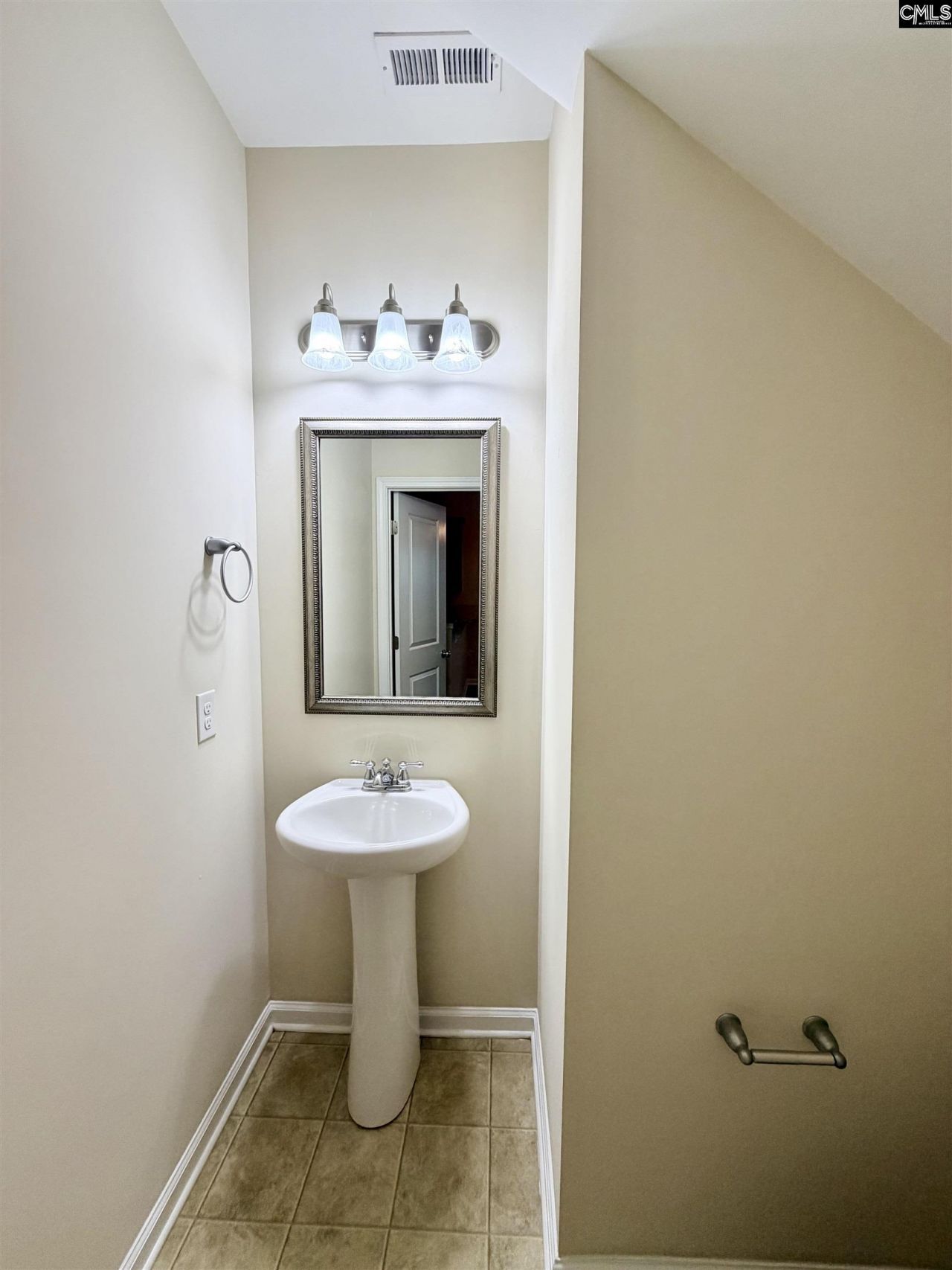 636 Spanish Oak Drive  Photo 16