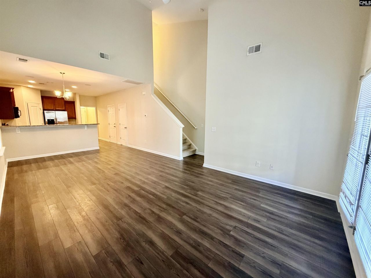 636 Spanish Oak Drive  Photo 5