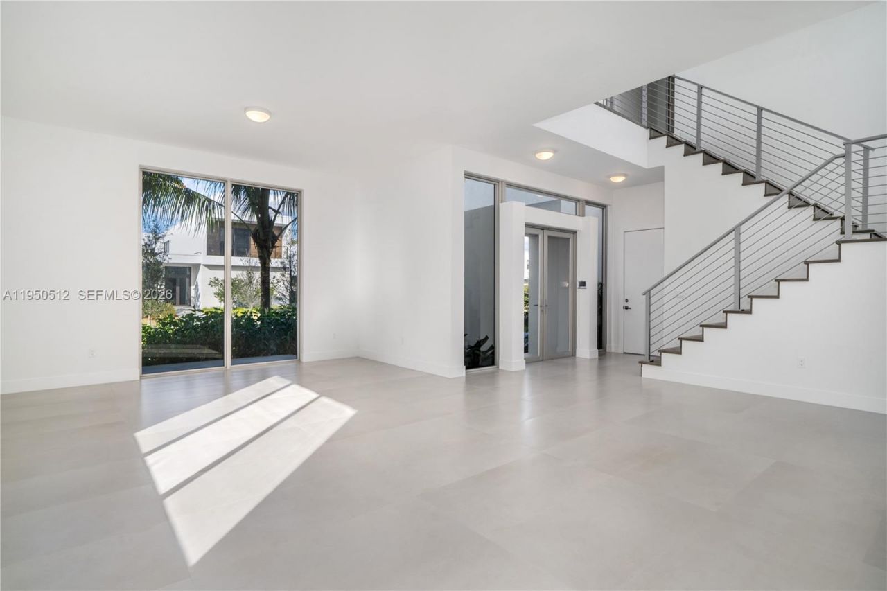 16720 N Botaniko Dr N , Weston, FL 33326 Photo