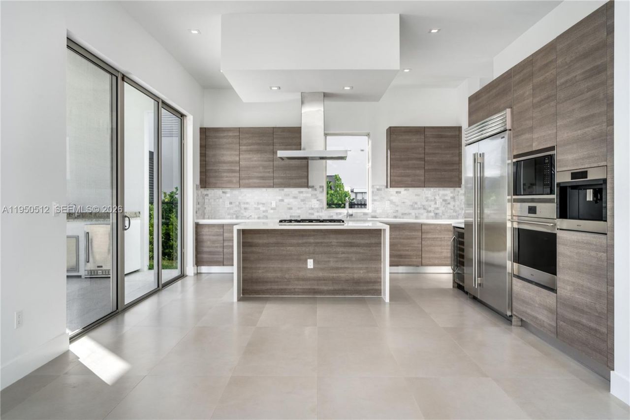 16720 N Botaniko Dr N , Weston, FL 33326 Photo