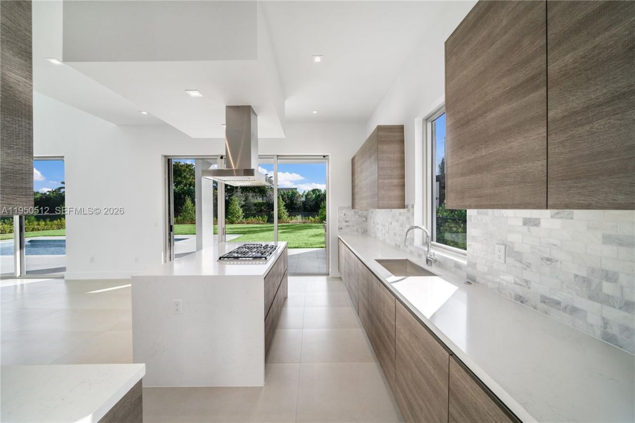 16720 N Botaniko Dr N , Weston, FL 33326 Photo