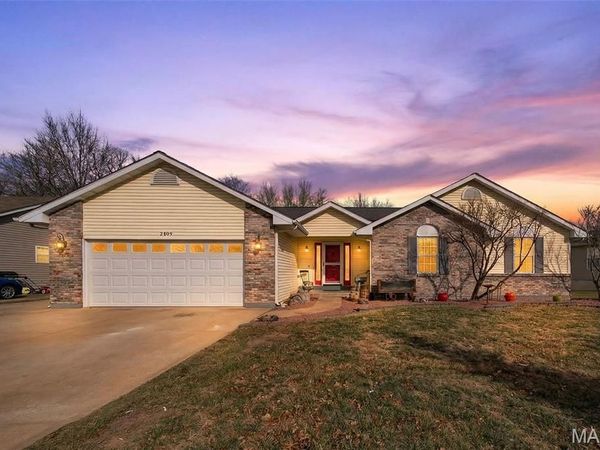 2489 Oak Forest Drive, Troy, MO 63379