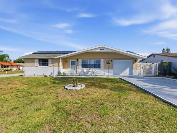 4904 ELMWOOD STREET, NEW PORT RICHEY, FL 34653