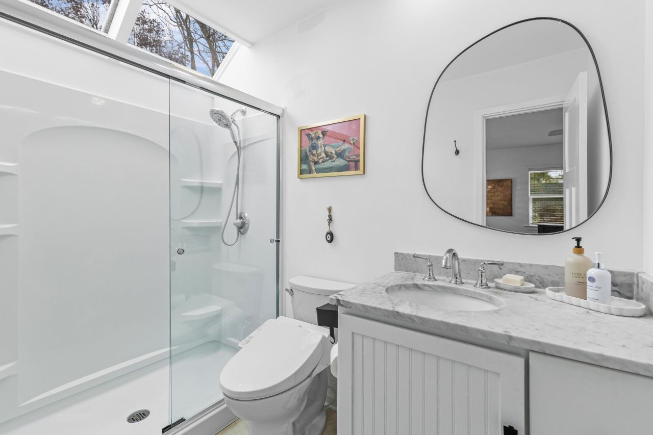 1115 Honeysuckle Court Photo 11