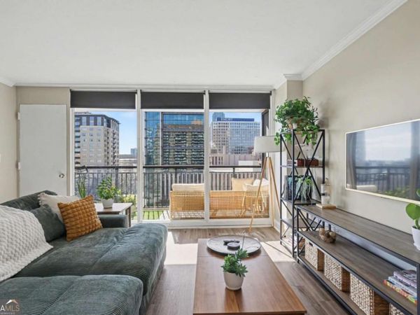 620 Peachtree Street NE, Unit 908, Atlanta, GA 30308