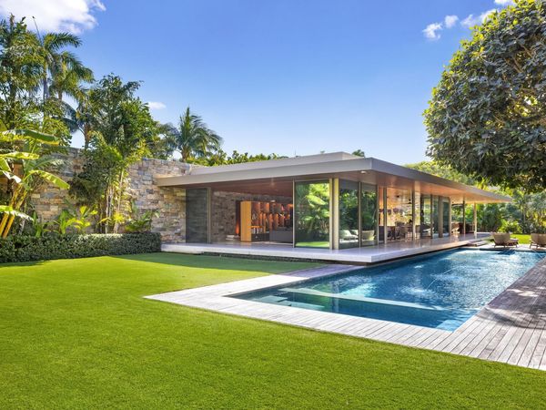 195 Via Marina, Palm Beach, FL 33480