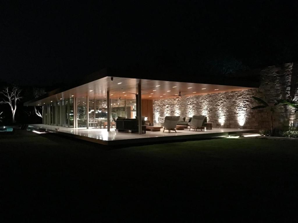 195 Via Marina, Palm Beach, FL 33480 Photo