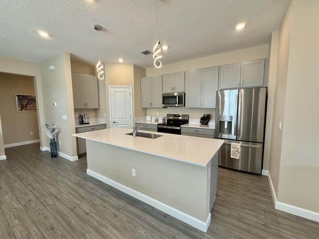 1561 SE Crosswood Way, Port Saint Lucie, FL 34984 Photo