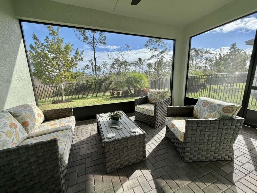 1561 SE Crosswood Way, Port Saint Lucie, FL 34984 Photo