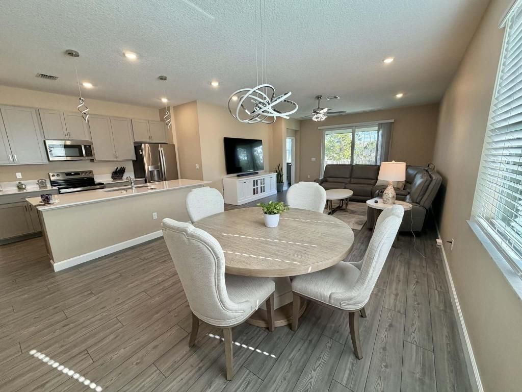 1561 SE Crosswood Way, Port Saint Lucie, FL 34984 Photo