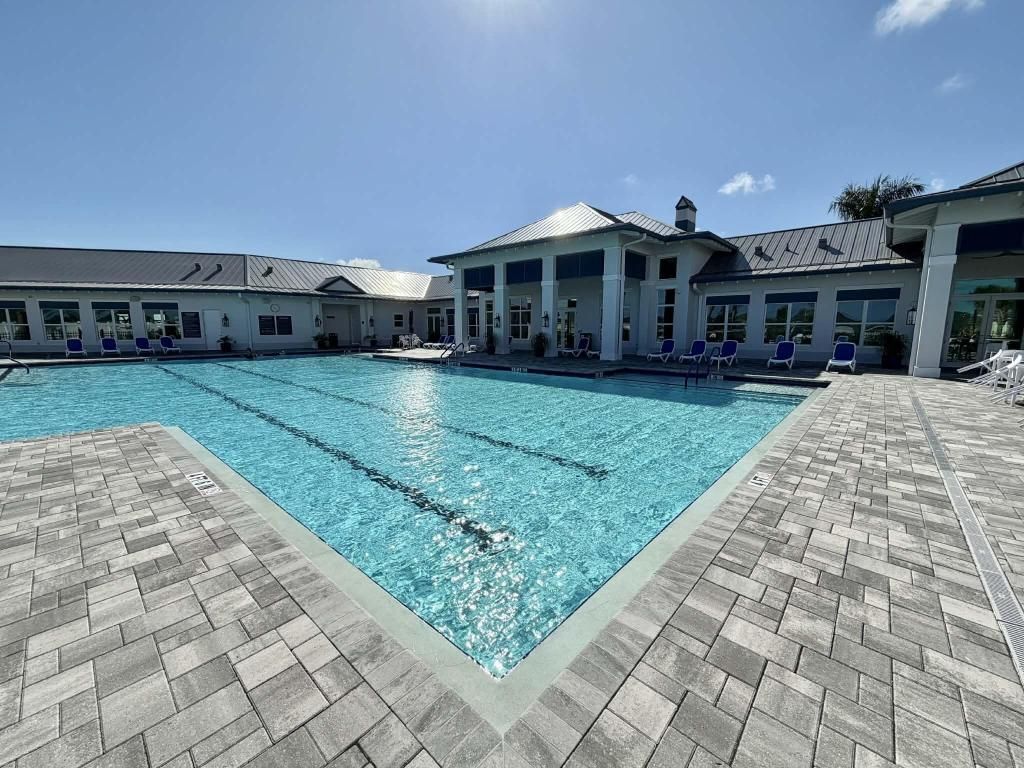 1561 SE Crosswood Way, Port Saint Lucie, FL 34984 Photo