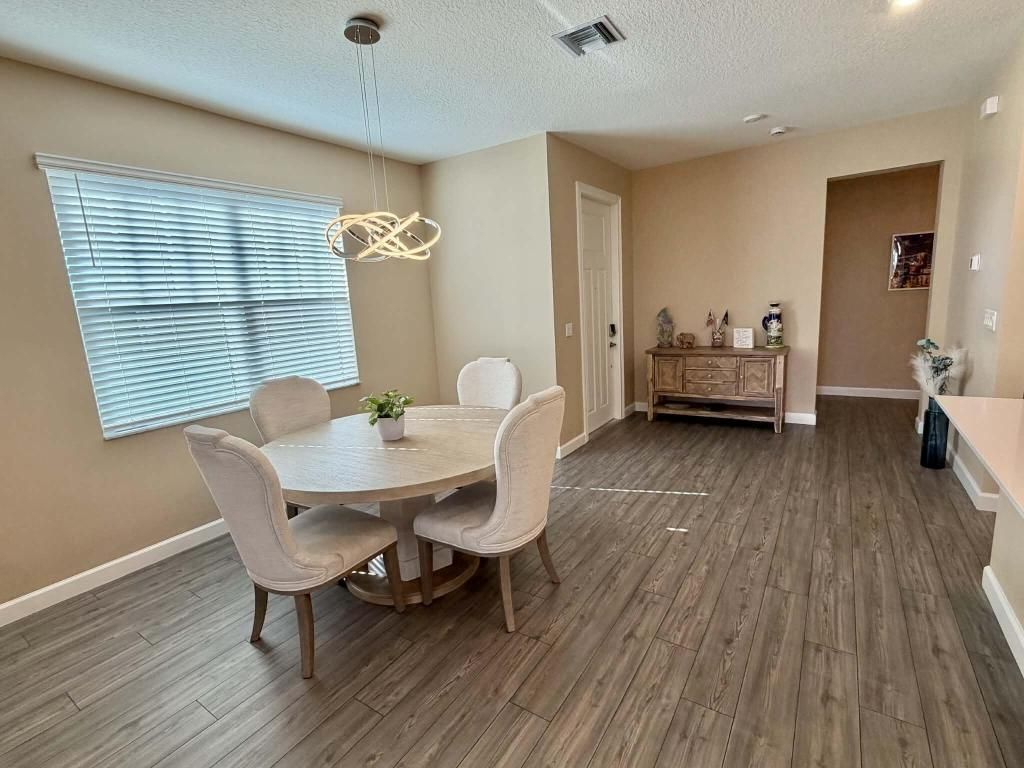 1561 SE Crosswood Way, Port Saint Lucie, FL 34984 Photo