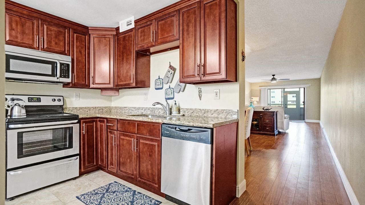 1036 Guildford B, Unit 1036, Boca Raton, FL 33434 Photo