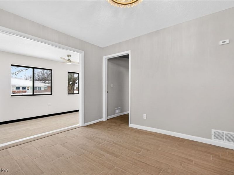 25515 Country Club Boulevard, Unit 12, North Olmsted, OH 44070 Photo 21