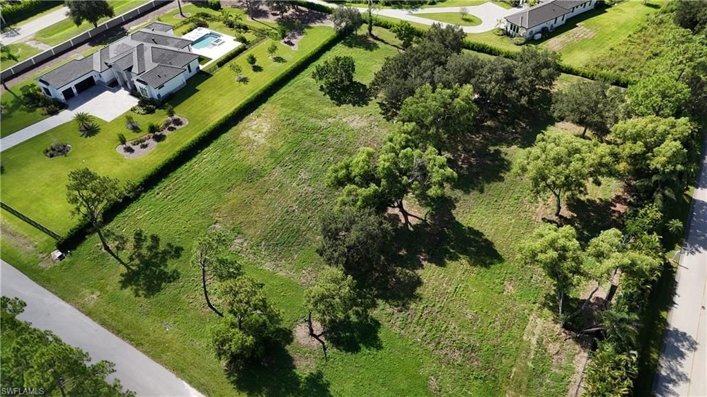 5458 Cherry Wood Dr, Naples, FL 34119 Photo