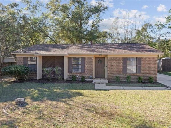 1613 Princess Helen Road W, Mobile, AL 36618