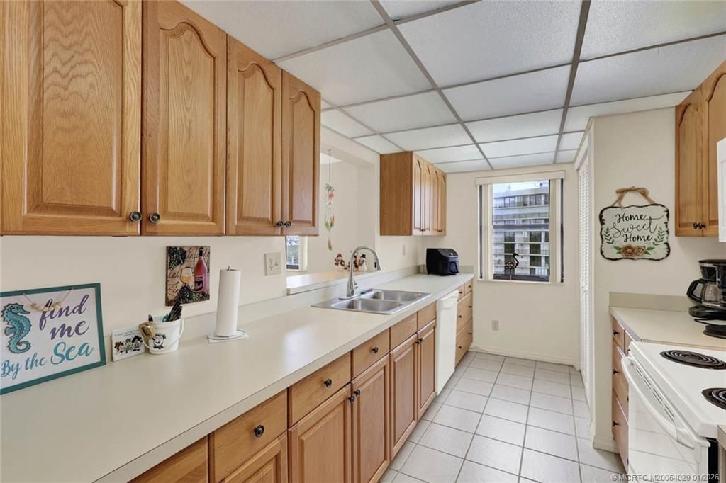 10044 S Ocean Drive, Unit 801, Jensen Beach, FL 34957 Photo