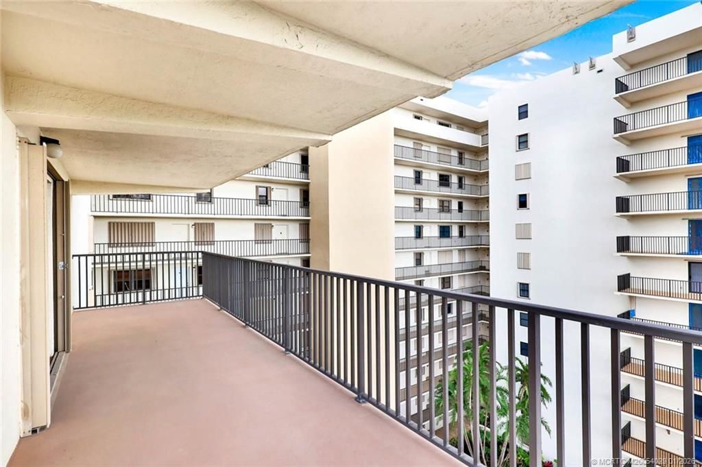 10044 S Ocean Drive, Unit 801, Jensen Beach, FL 34957 Photo