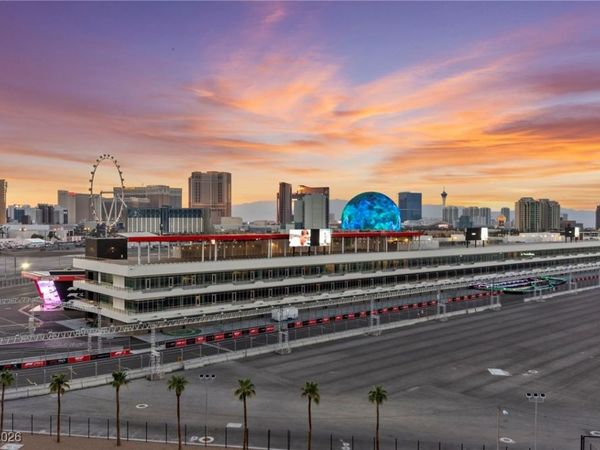 205 E Harmon Avenue , Unit 1012, Las Vegas, NV 89169