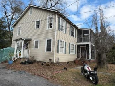 4673 Oakwood Avenue Photo 2