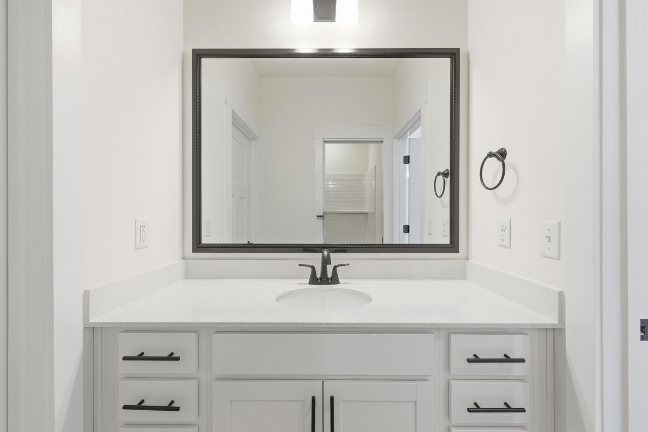 427 White Willow Way Photo 16