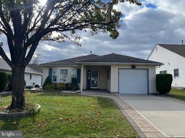 243 WAGON WHEEL LANE, COLUMBUS, NJ 08022