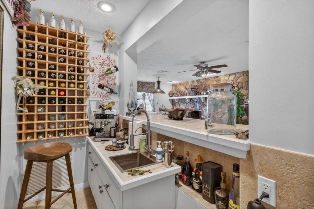 1207 SE Palm Beach Road, Port Saint Lucie, FL 34952 Photo