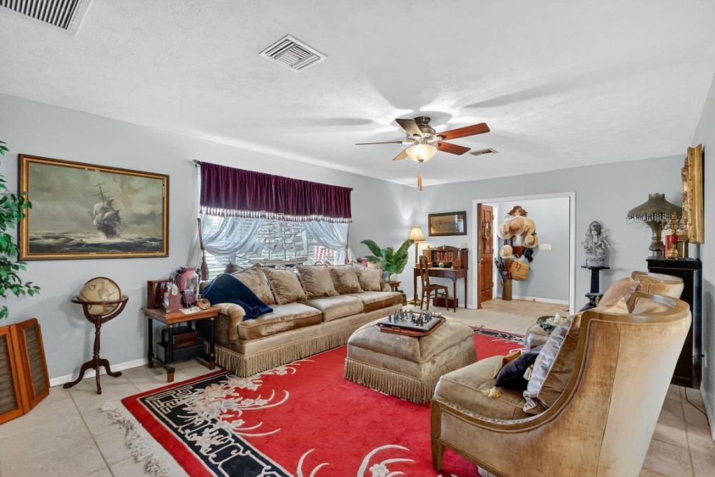 1207 SE Palm Beach Road, Port Saint Lucie, FL 34952 Photo