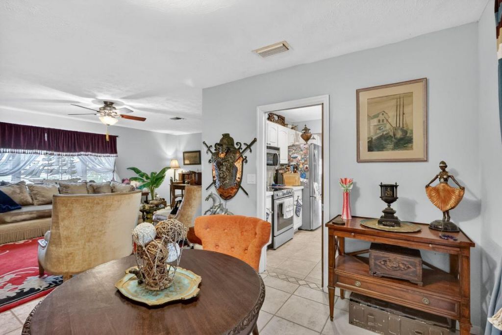 1207 SE Palm Beach Road, Port Saint Lucie, FL 34952 Photo