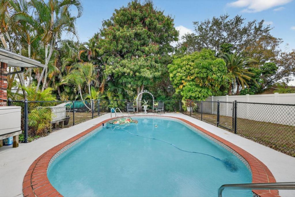 1207 SE Palm Beach Road, Port Saint Lucie, FL 34952 Photo