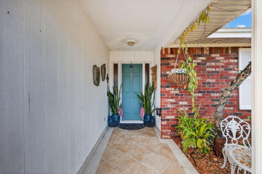 1207 SE Palm Beach Road, Port Saint Lucie, FL 34952 Photo