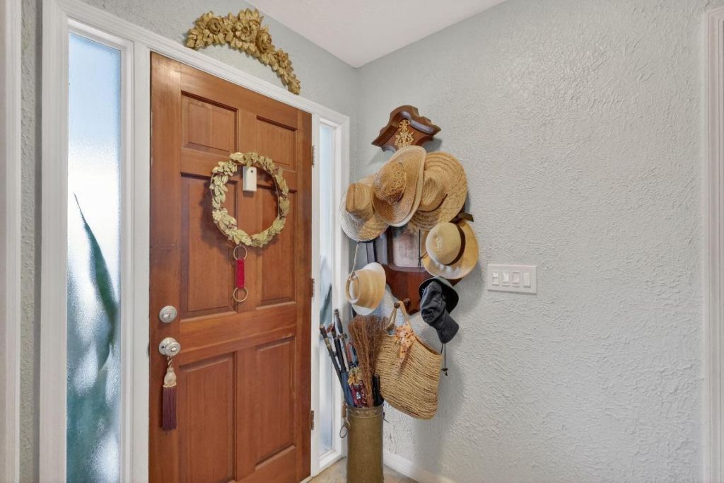 1207 SE Palm Beach Road, Port Saint Lucie, FL 34952 Photo