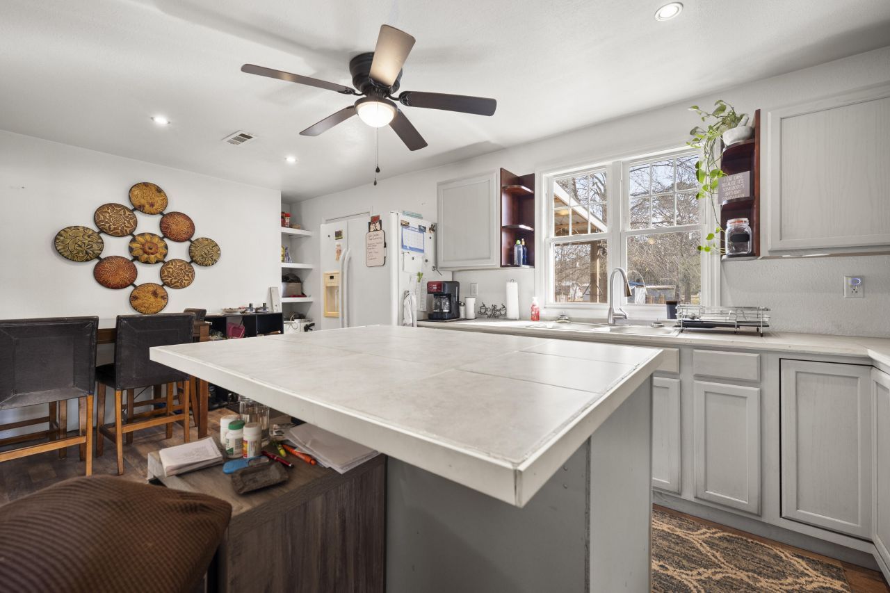 216 Mary Drive Photo 14