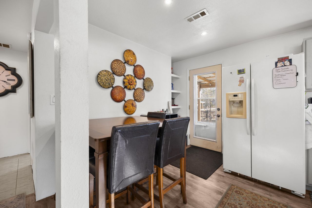 216 Mary Drive Photo 15