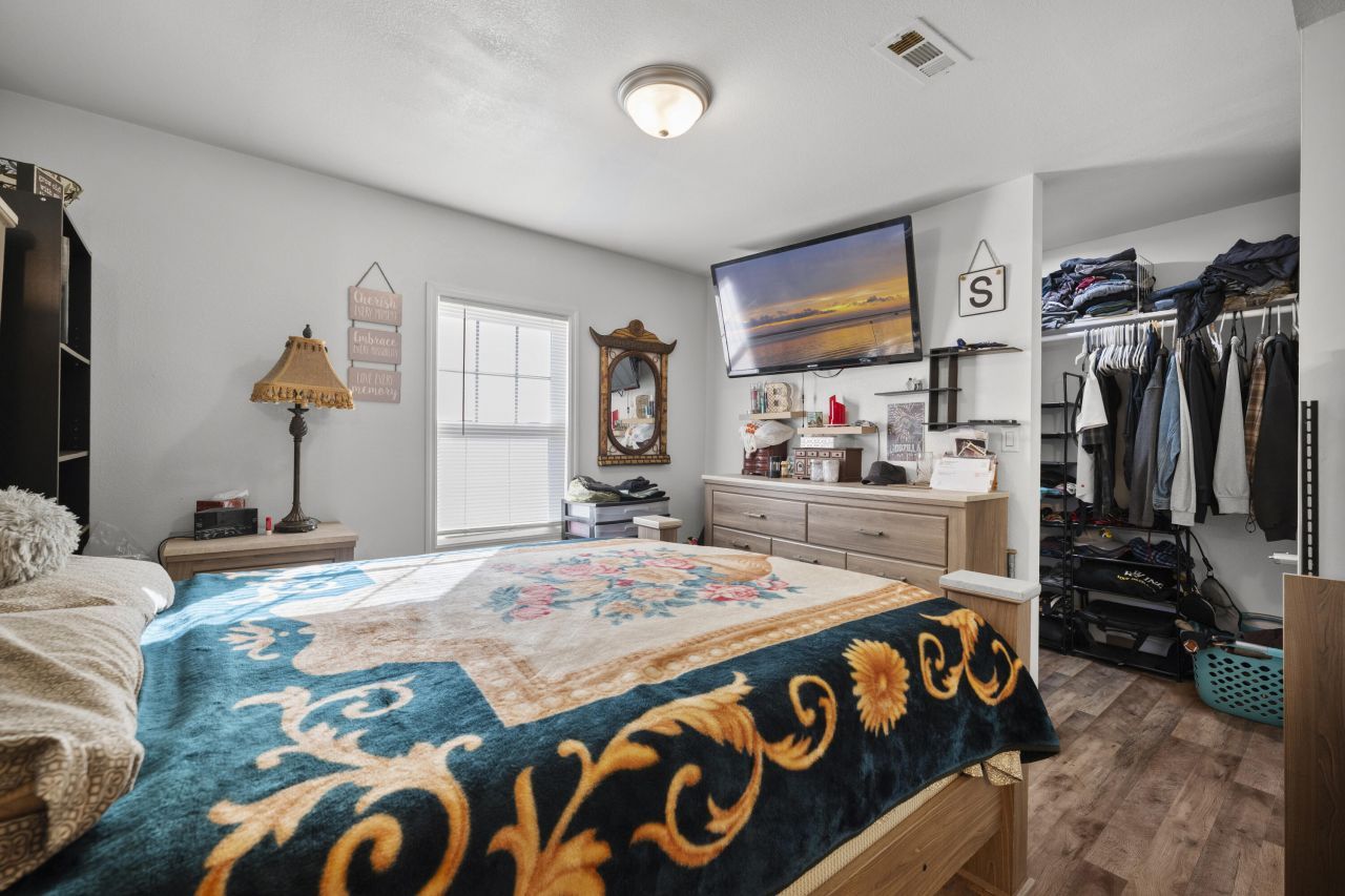 216 Mary Drive Photo 17