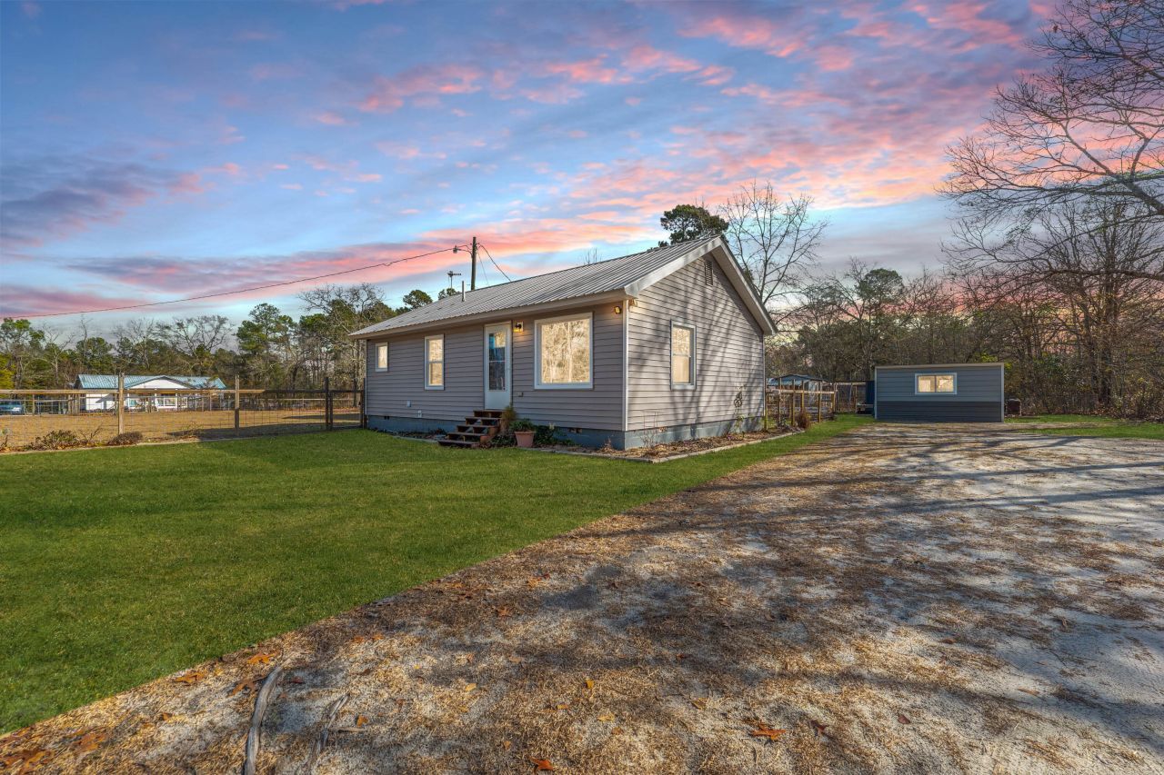 216 Mary Drive Photo 6