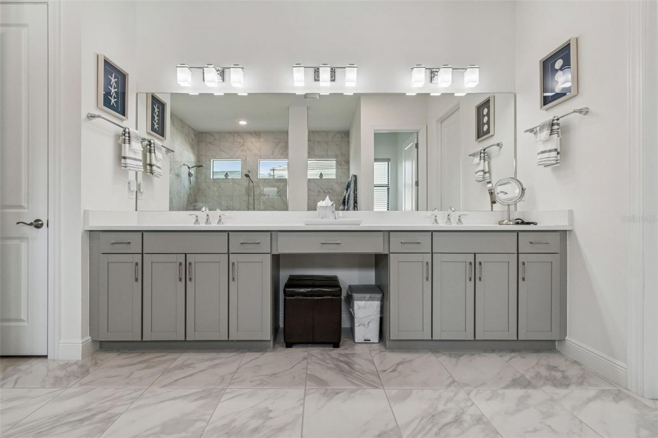 4952 Surfside Circle, Bradenton, FL 34211 Photo