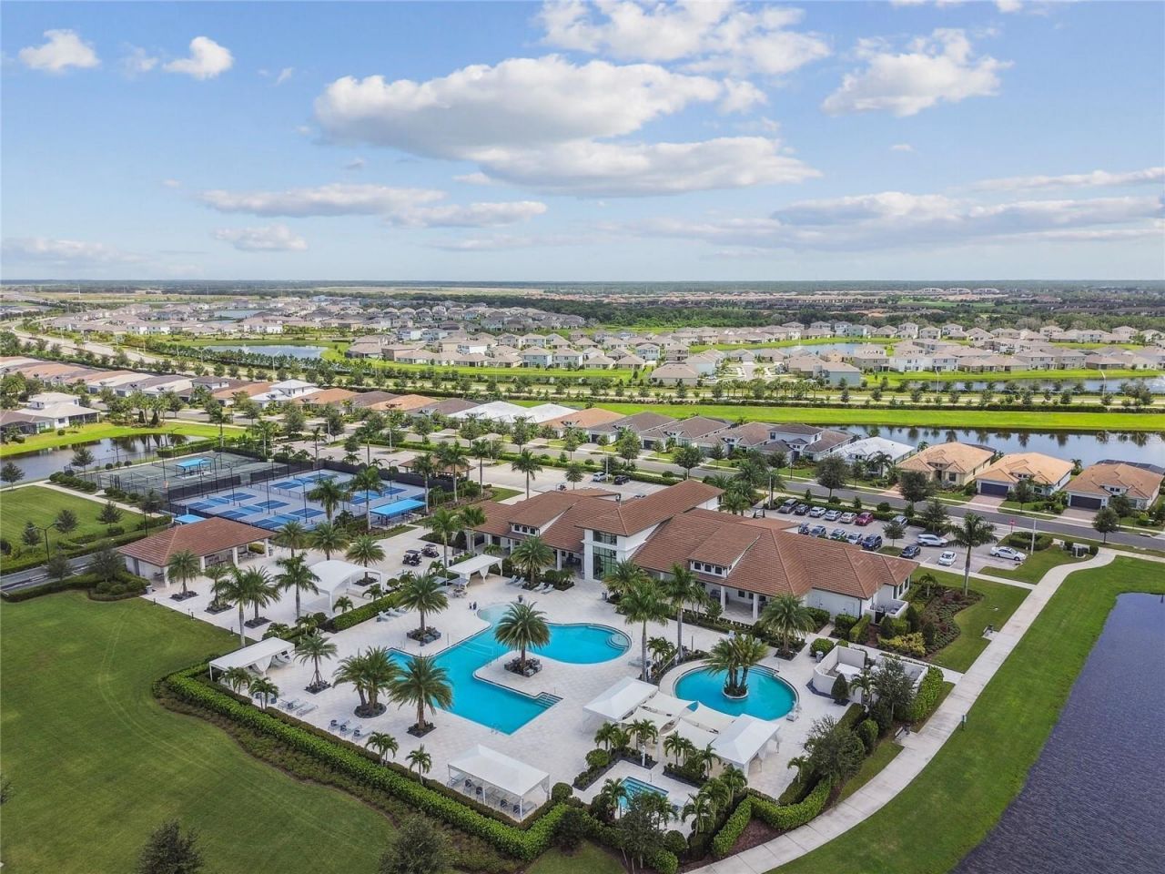 4952 Surfside Circle, Bradenton, FL 34211 Photo