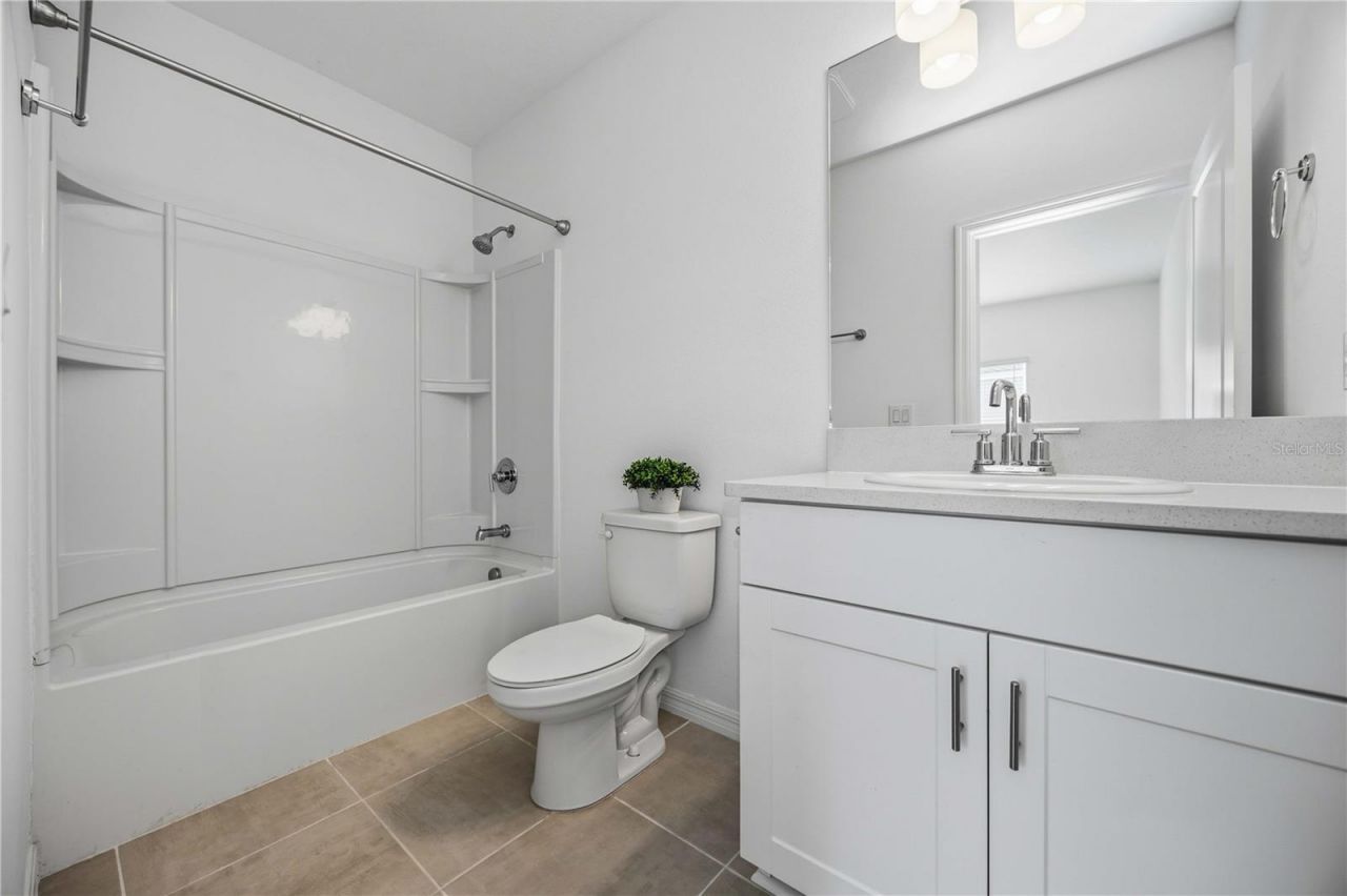 11252 Fieldstone Drive, Palmetto, FL 34221 Photo