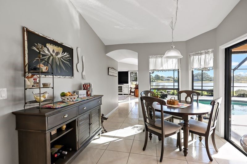 714 W Fischer Circle, Sebastian, FL 32958 Photo