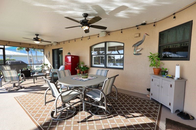 714 W Fischer Circle, Sebastian, FL 32958 Photo