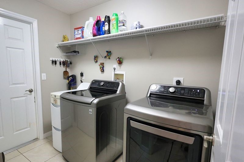 714 W Fischer Circle, Sebastian, FL 32958 Photo