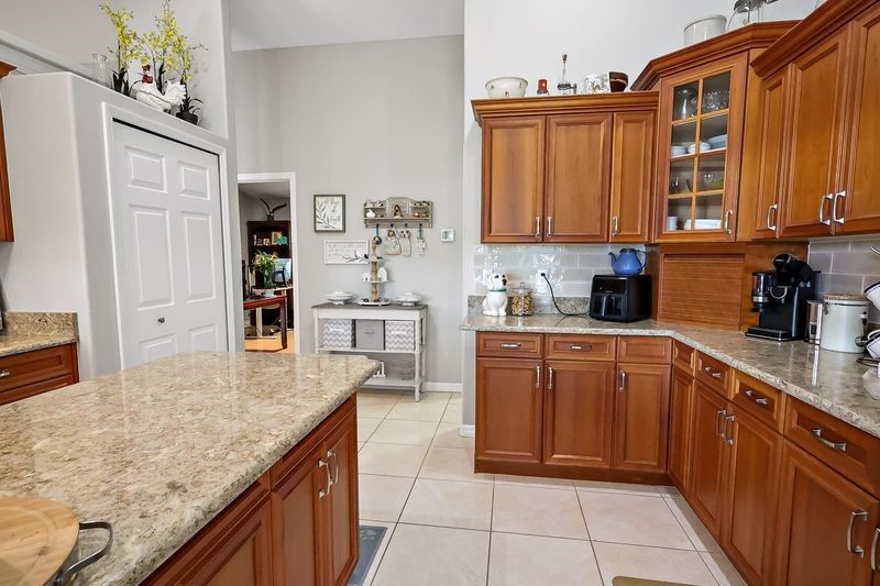 714 W Fischer Circle, Sebastian, FL 32958 Photo